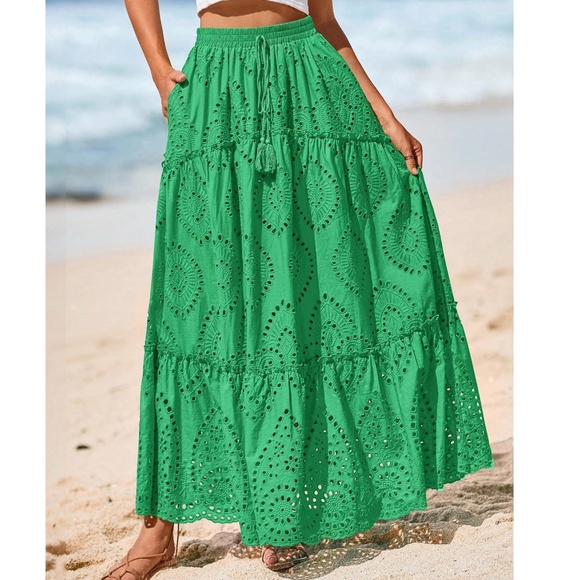 Boho Eyelet Lace stretchy waist Flowy Maxi Skirt - Picture 3 of 15